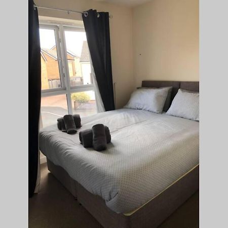Dudley House **Staycation & Contractors** Sleeps 7 Tipton Luaran gambar
